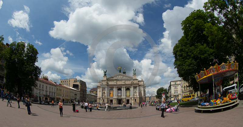 Canon EOS-1D XEF8-15mm f/4L FISHEYE USM14 mm49°50'35