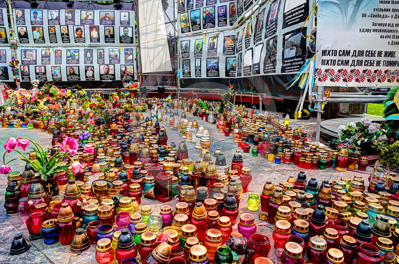 Canon EOS-1D XEF24-70mm f/2.8L II USM24 mm49°50'27